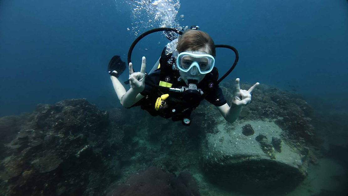 underwater siliness