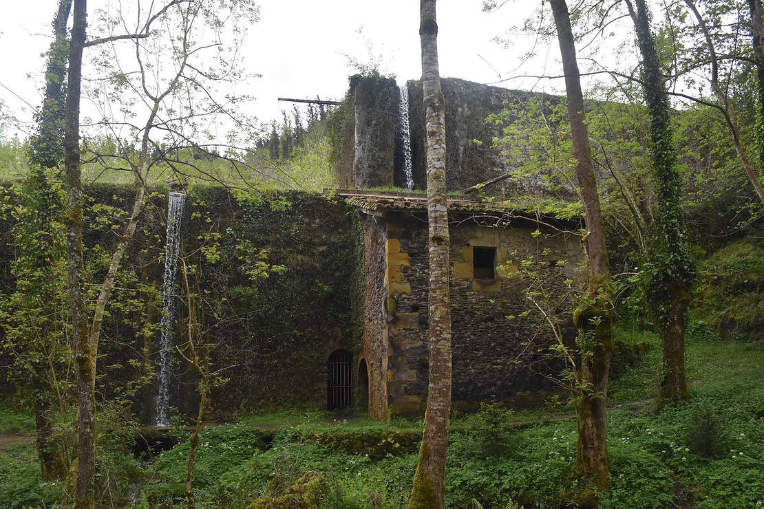 The remains of a medieval foundry and longbow workshop